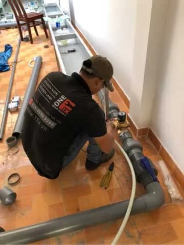 Thợ 1Fix kiểm tra và sửa chữa đường ống nước tại Sài Gòn