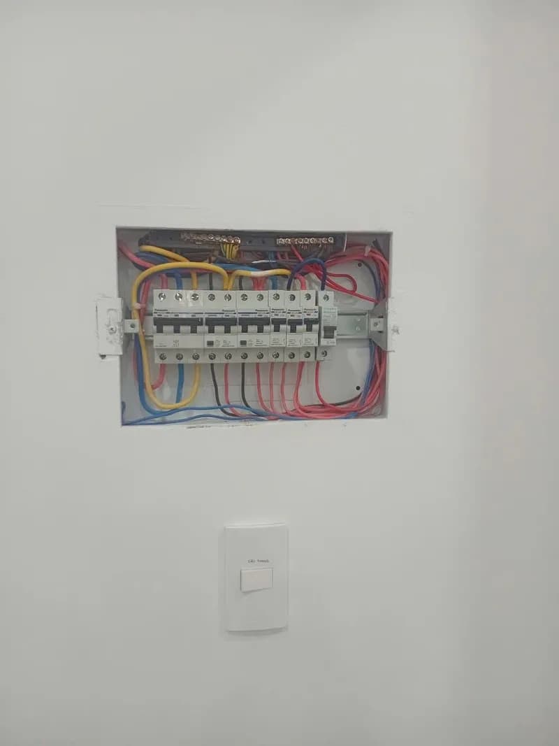 Trước sửa aptomat Panasonic tại Thủ Đức — thợ Bùi Văn An