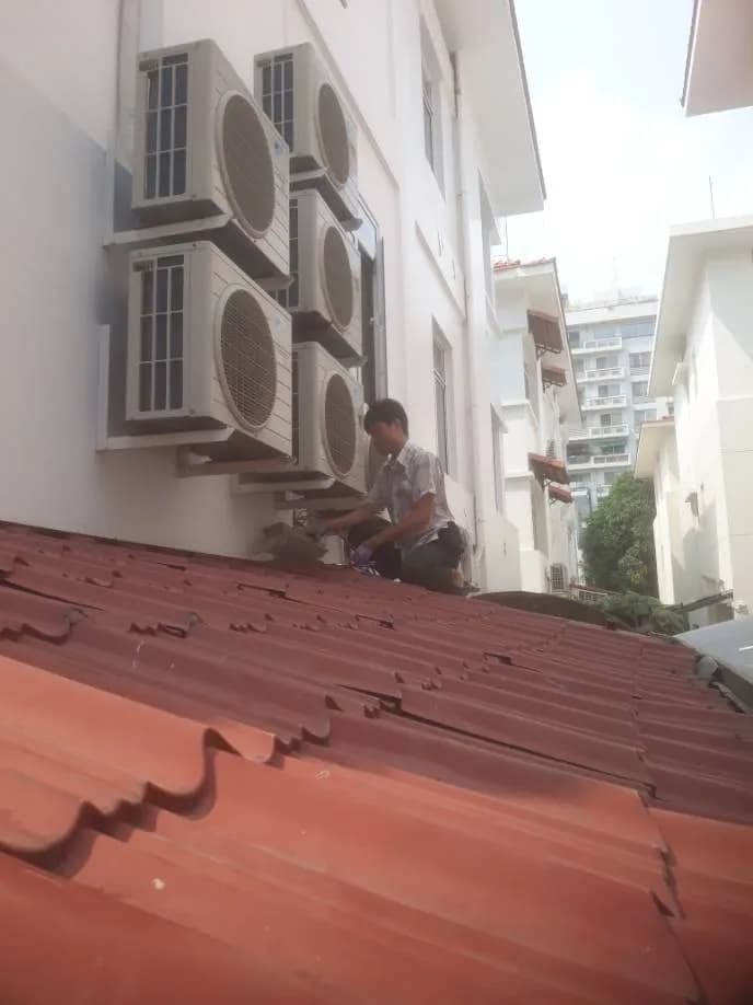 Sau khi hoàn thành sửa máy lạnh Daikin tại Quận 7 — thợ HUY ĐẶNG