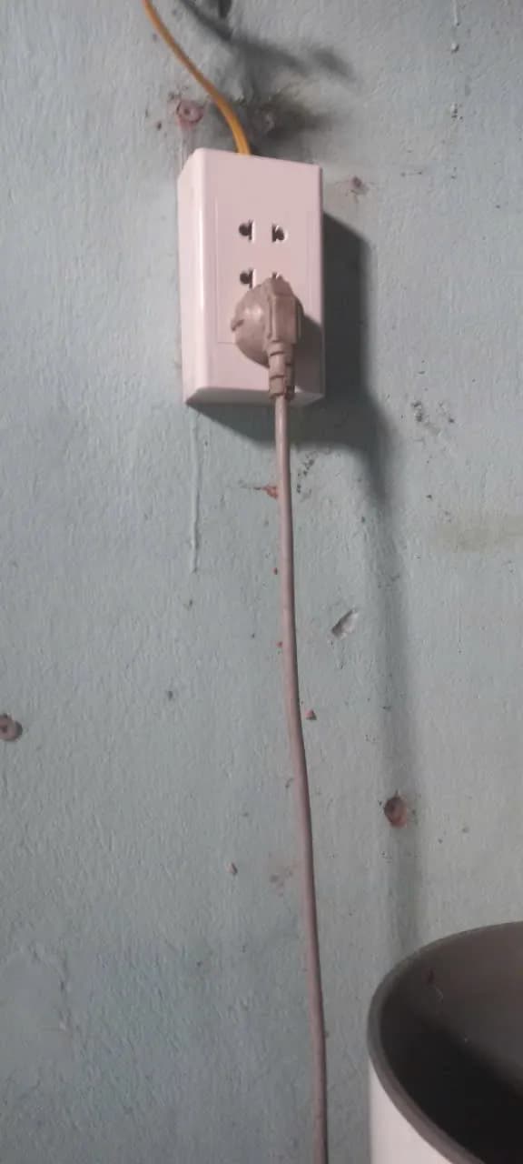 Sau khi hoàn thành sửa ổ cắm điện COTO tại Thủ Đức — thợ An Bui Van