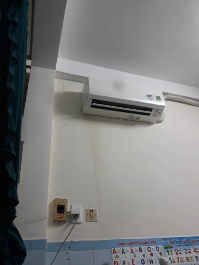 Sau khi hoàn thành sửa máy lạnh treo tường Daikin tại Phường 12, Quận 5 — thợ CHÍ TÂM