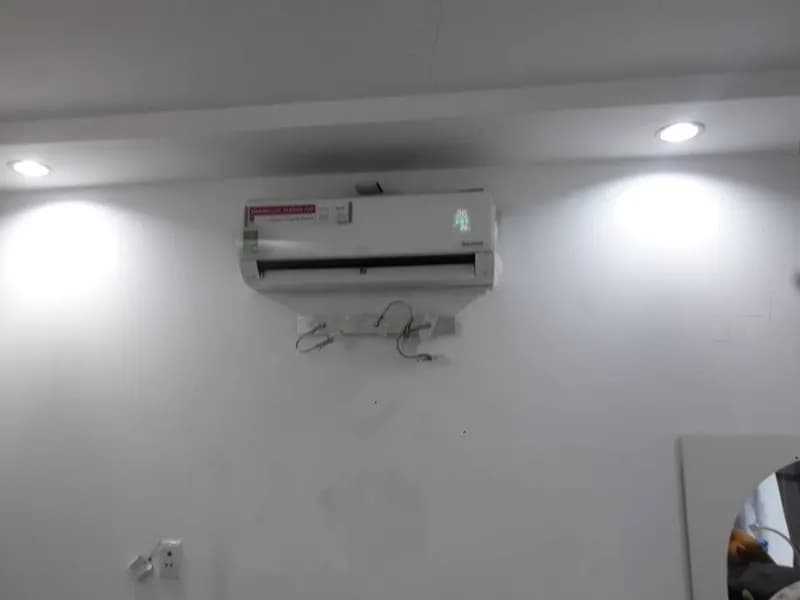Sau khi hoàn thành sửa máy lạnh treo tường LG tại Quận 7 — thợ CHÍ TÂM