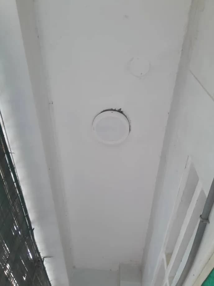 Sau khi hoàn thành sửa đèn ốp trần tại Phường 11, Bình Thạnh — thợ Bảo Bùi Văn