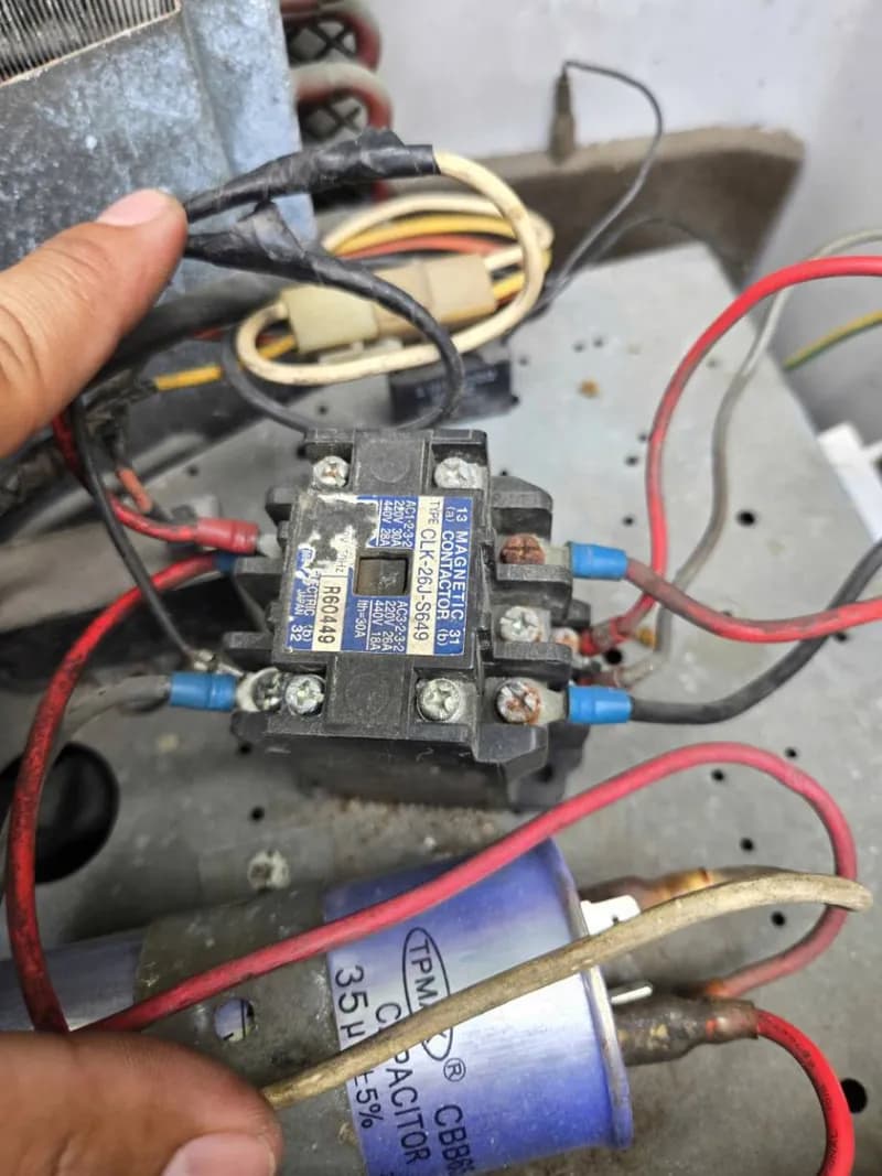 Trước sửa cục nóng máy lạnh TRIMAX tại TPHCM — thợ LỘC LÊ
