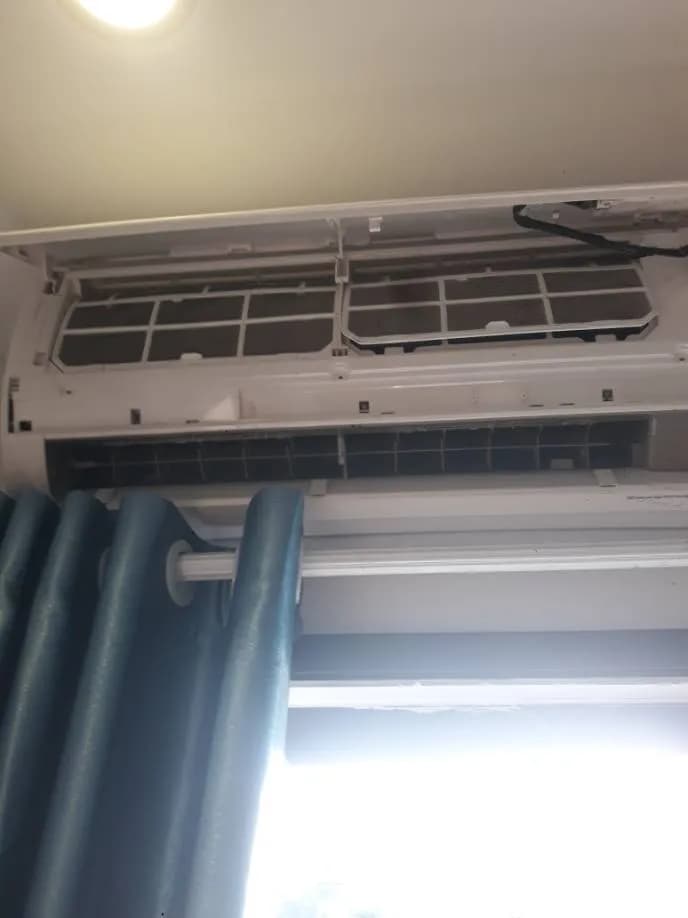 Trước sửa máy lạnh treo tường Aokibi tại Phường 19, Bình Thạnh — thợ CHÍ TÂM