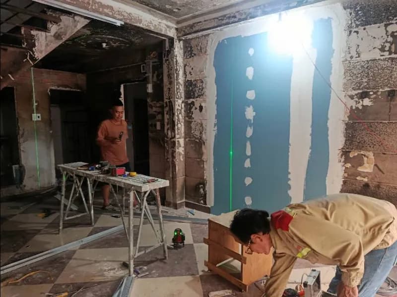 Trước sửa máy cân bằng laser tại Phường 9 (Phú Nhuận), Phú Nhuận — thợ Bảo Bùi Văn