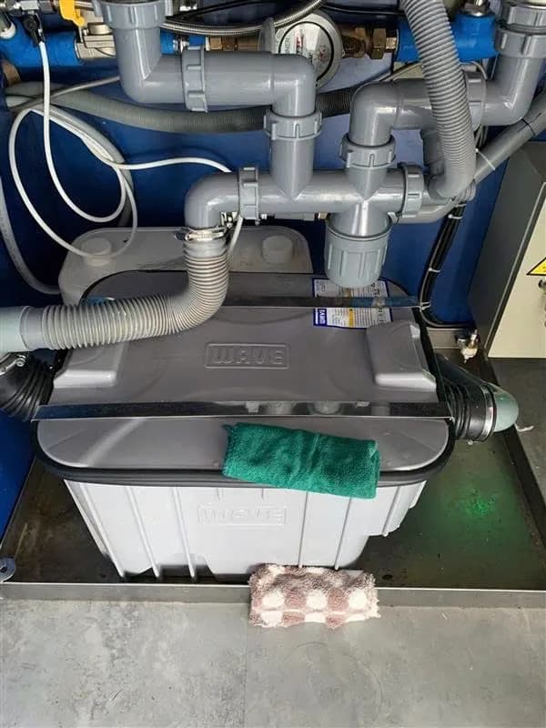 Trước sửa bẫy mỡ WAVE tại phường 8, Gò Vấp — thợ Bùi Văn An