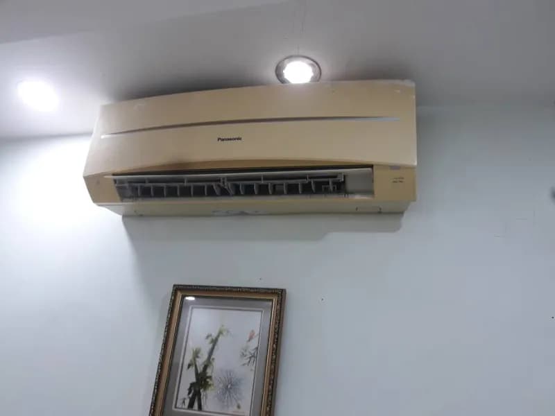 Sau khi hoàn thành sửa máy lạnh treo tường Panasonic tại Quận 1 — thợ CHÍ TÂM