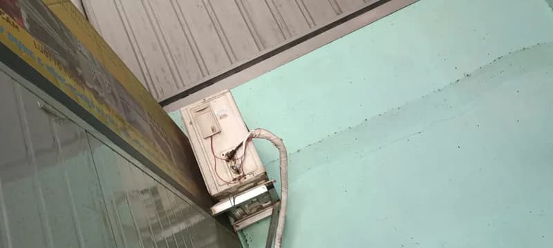 Trước sửa máy lạnh treo tường Asanzo tại TPHCM — thợ ĐỨC ĐỖ