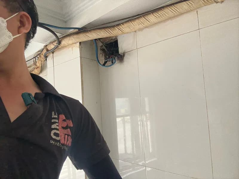 Trước sửa máy lạnh ONEFIX tại Phường 10, Quận 10 — thợ VŨ HỒ