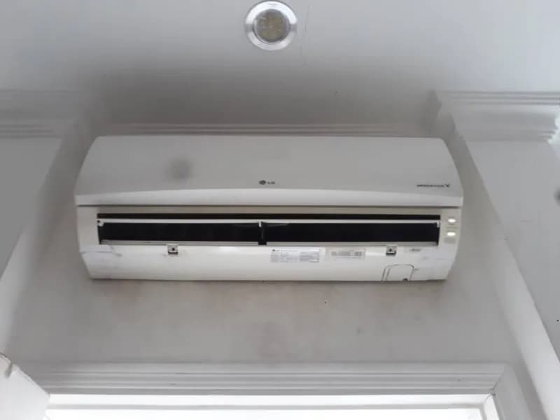 Vệ sinh và nạp gas máy lạnh LG tại Phường 5, Quận 3 tại Phường 5, Quận 3