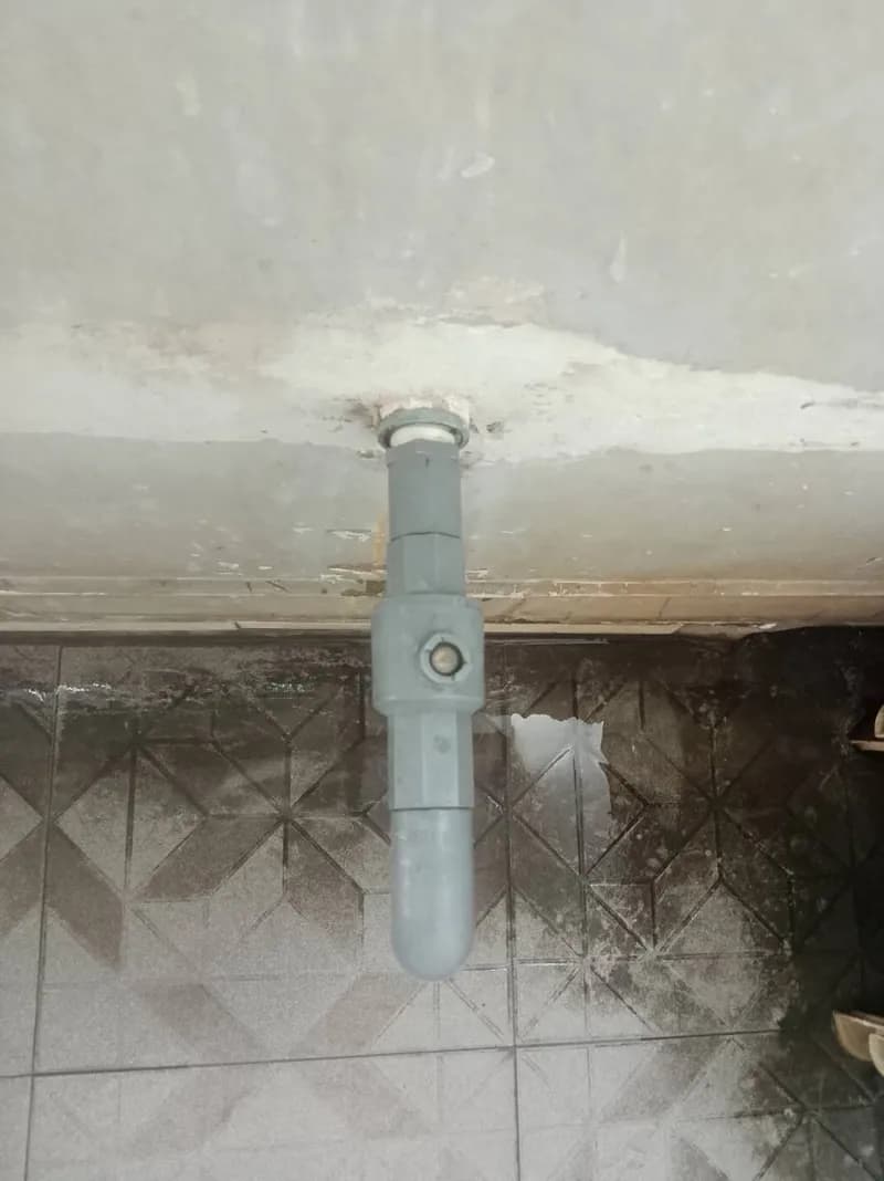 Trước sửa van nước tại phường 14, Gò Vấp — thợ TRÂN TRƯƠNG