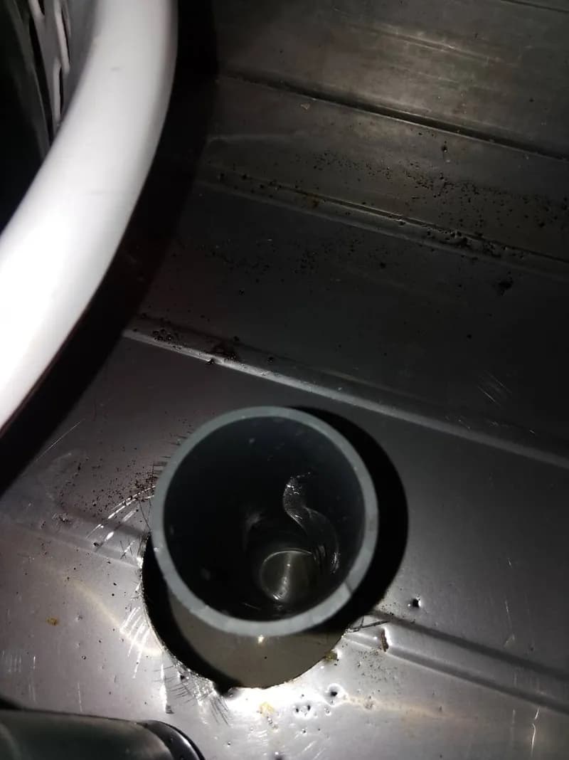 Trước khi sửa: Thông tắc bồn rửa chén bằng máy nén khí tại Quận 10 tại Quận 10