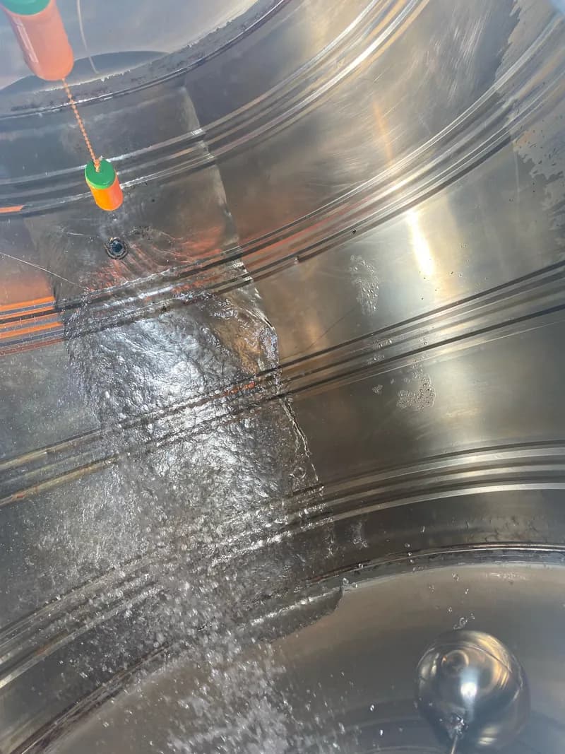 Hàn bồn nước inox, vệ sinh và lắp phao cơ tại Bình Tân tại Bình Tân