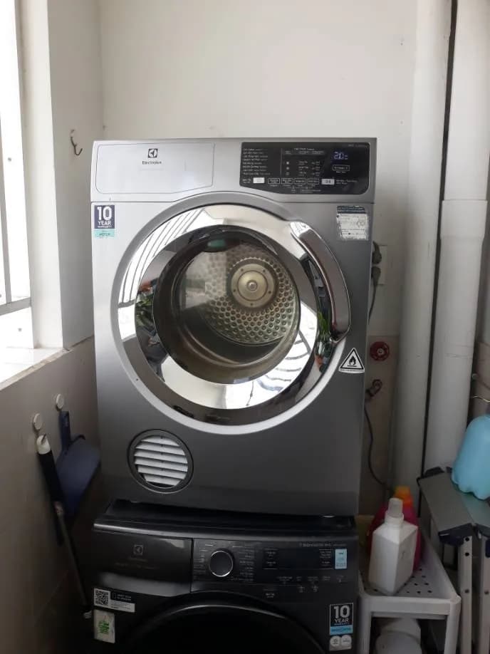Sau khi hoàn thành sửa Máy giặt và máy sấy quần áo Electrolux tại Quận 4 — thợ Lê Hữu Lộc (5 sao)