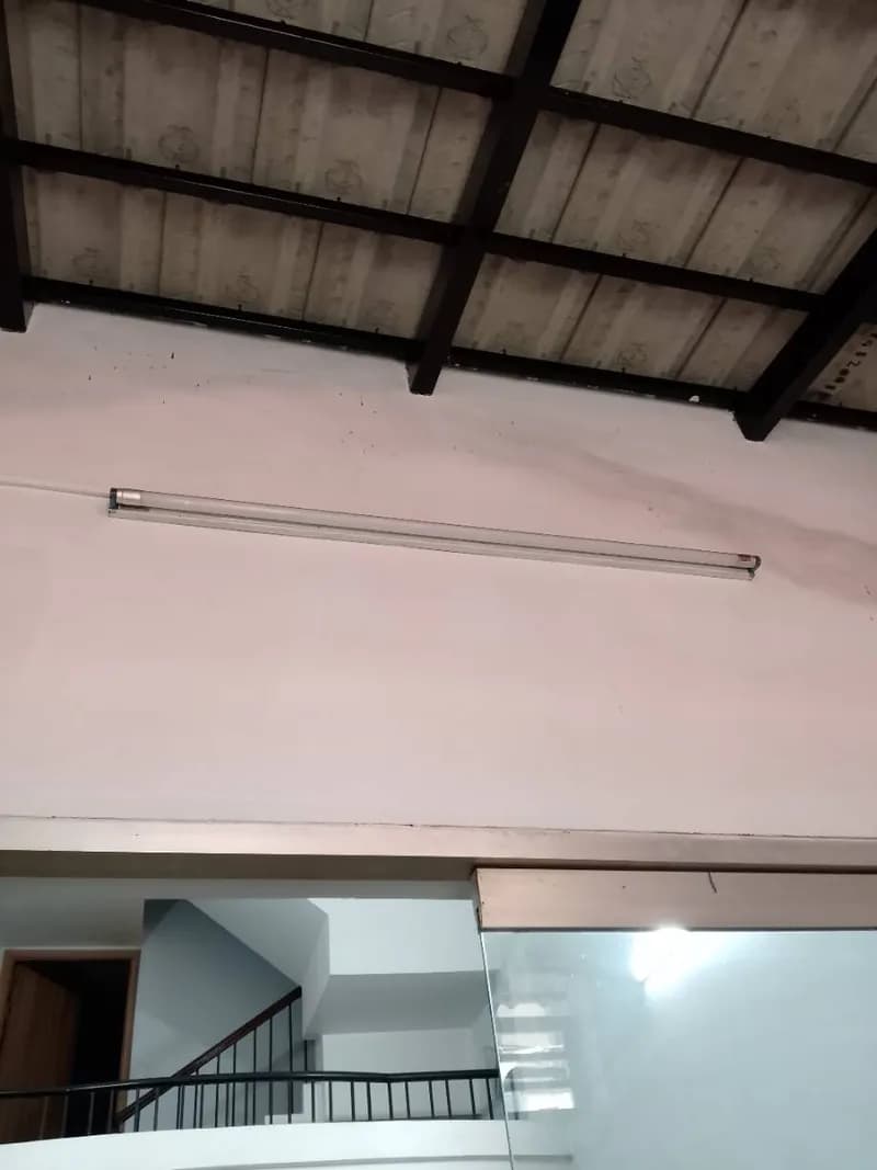 Trước khi sửa: Thay thế máng đèn LED đôi tại Phường 5, Quận 3 tại Phường 5, Quận 3