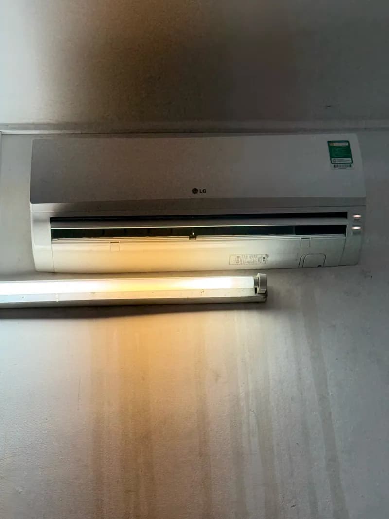 Kết quả Máy lạnh LG cũ, chắc cũng lâu đời rồi tại Phường 5, Phú Nhuận — thợ Đặng Anh Huy