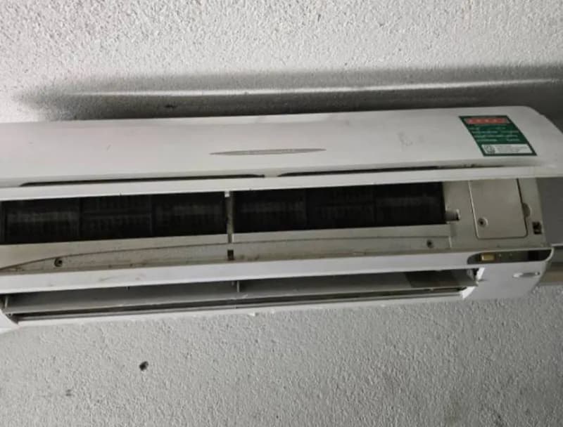 Sau khi hoàn thành sửa máy lạnh treo tường Gree tại Phường Tân Thới Hoà, Tân Phú — thợ LỘC LÊ