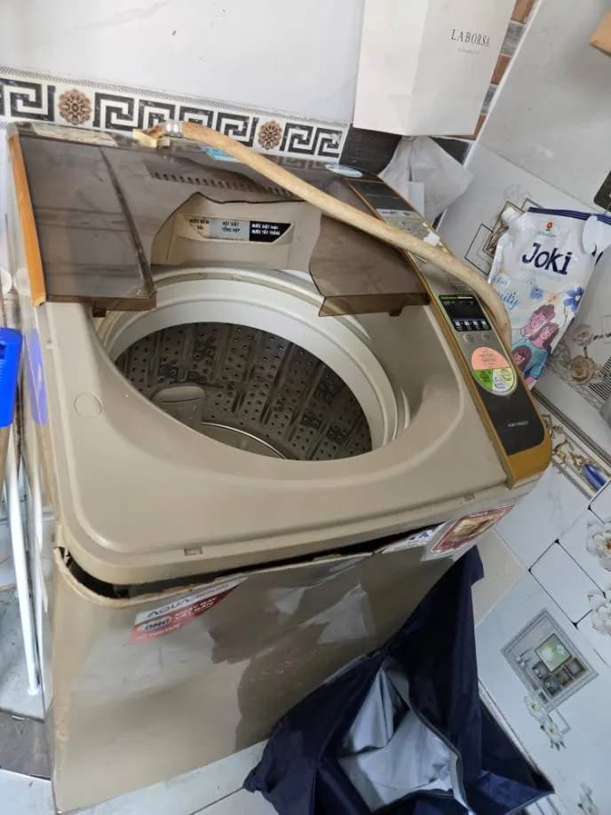 Trước sửa máy giặt lồng đứng AQUA tại Gò Vấp — thợ LỘC LÊ
