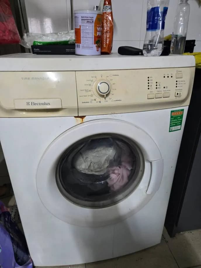 Trước sửa máy giặt lồng ngang Makita tại Phường 15, Quận 10 — thợ Lê Hữu Lộc