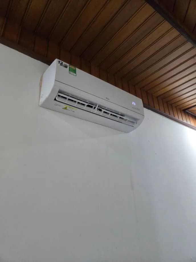 Sau khi hoàn thành sửa máy lạnh treo tường TCL tại Phường 12 (Quận 10), Quận 10 — thợ LỘC LÊ
