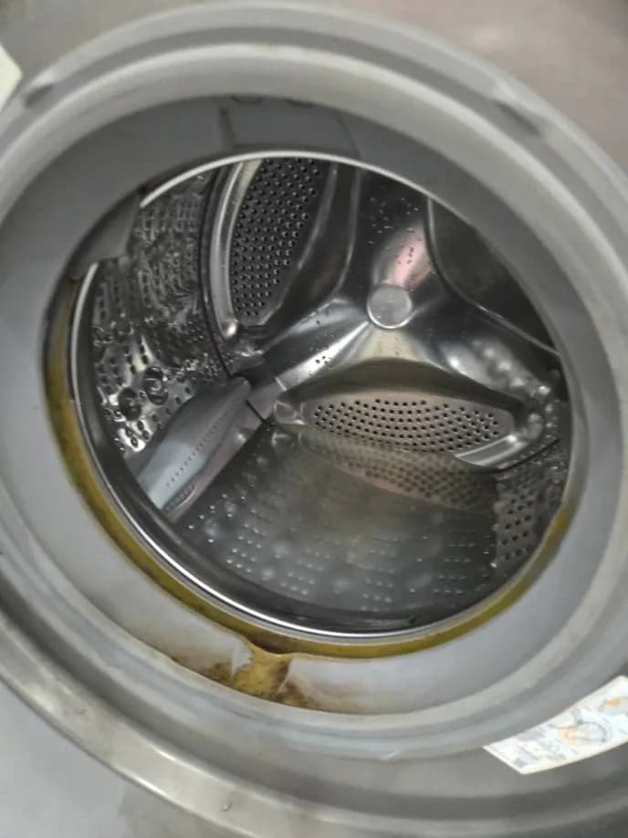 Trước sửa máy giặt cửa trước LG tại Quận 1 — thợ LỘC LÊ