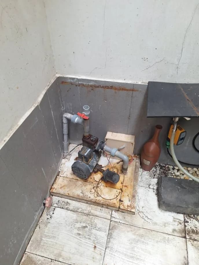 Trước khi sửa: Lắp máy bơm nước Panasonic, đấu ống PVC D21 tại Quận 7 tại Quận 7