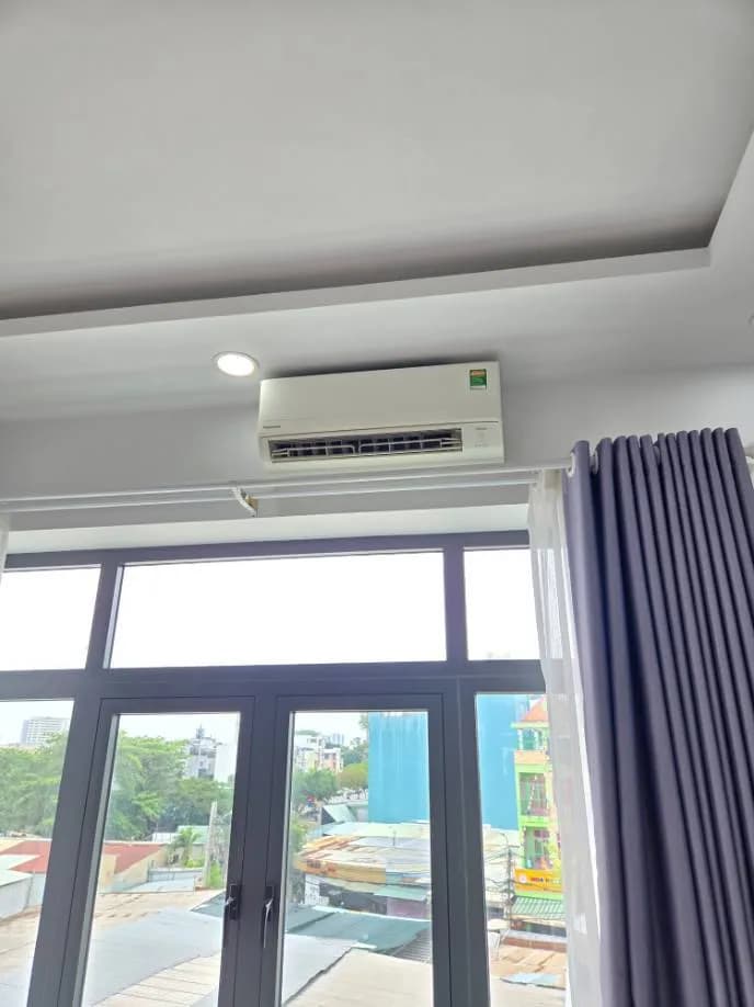 Sau khi hoàn thành sửa máy lạnh treo tường Panasonic tại Quận 2 — thợ LỘC LÊ