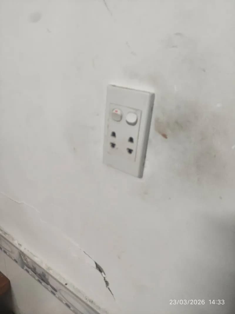 Kết quả Thay ổ cắm điện âm tường Panasonic chính hãng tại Bình Tân tại Bình Tân — thợ Nguyễn Hoàng Khánh