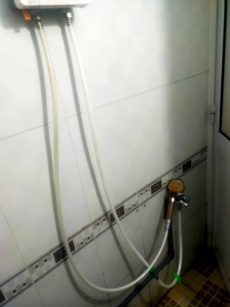 Kết quả Thay dây sen inox 304 máy nước nóng tại Gò Vấp tại Gò Vấp — thợ Trần Lào