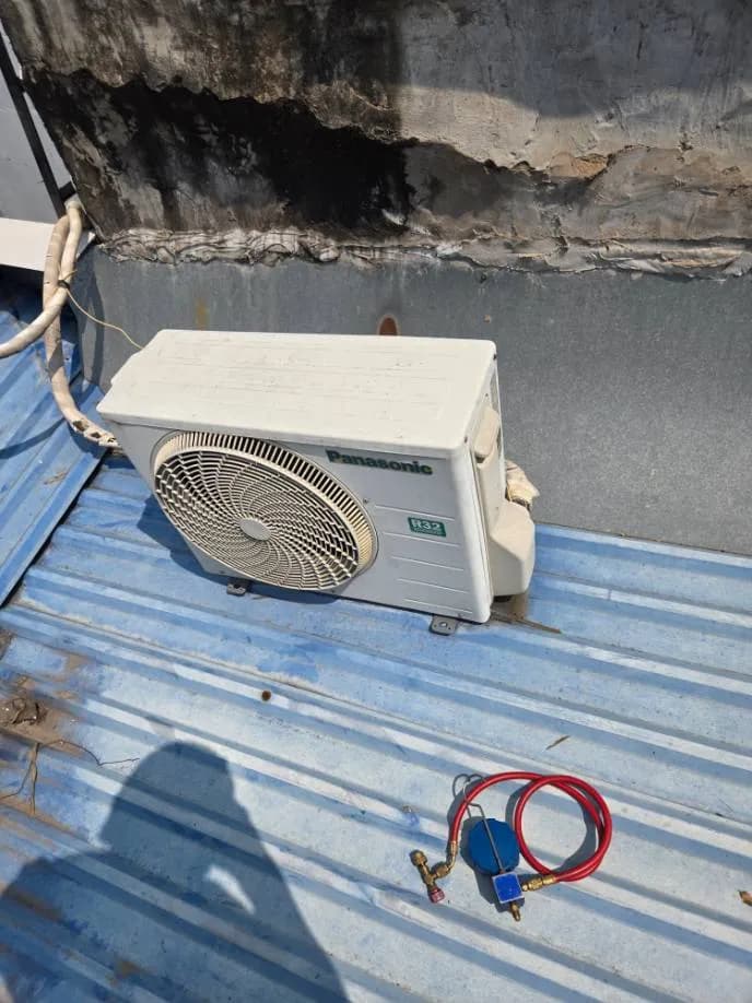 Trước sửa máy lạnh treo tường Panasonic tại Quận 1 — thợ LỘC LÊ
