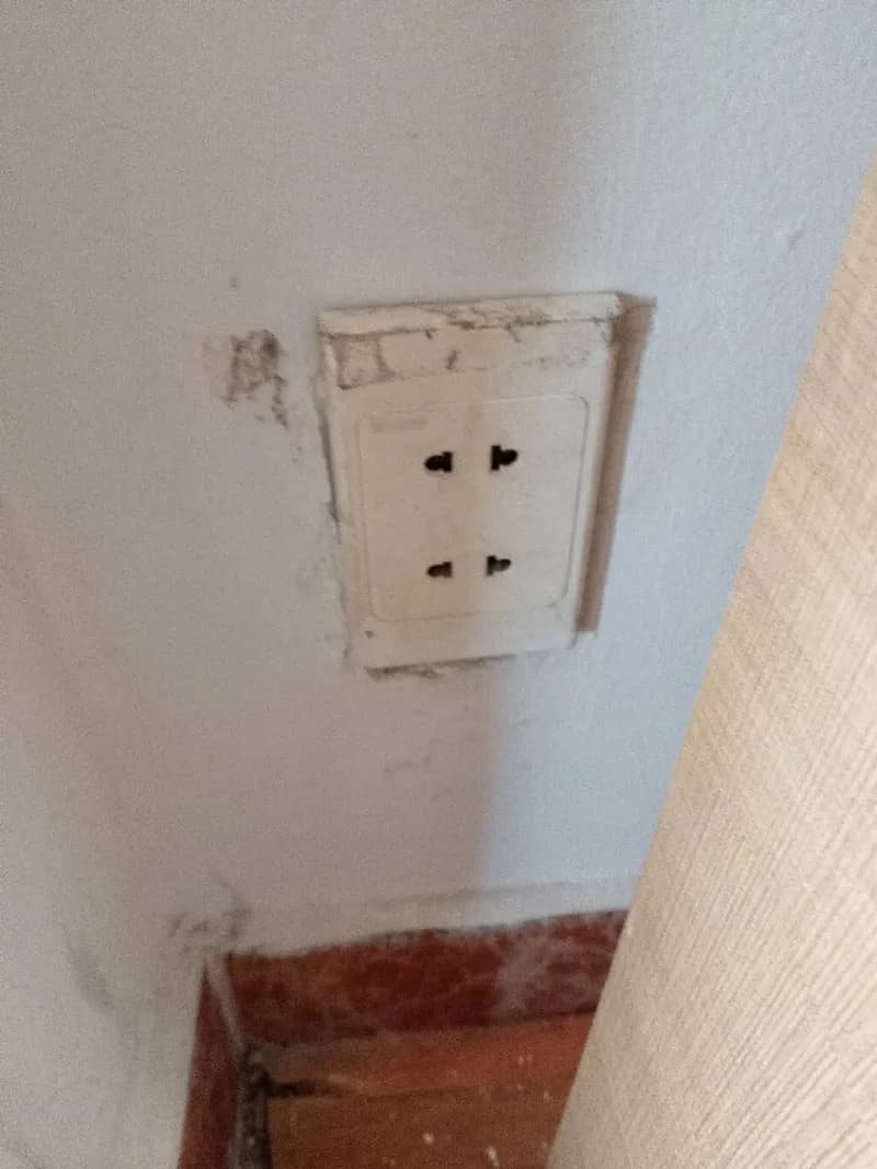 Sau khi hoàn thành sửa ổ cắm điện Sino tại TPHCM — thợ ĐỖ NHIỀU
