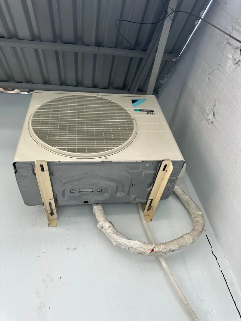 Sau khi hoàn thành sửa máy lạnh treo tường Daikin tại Phường 14, Quận 10 — thợ Lê Hữu Lộc