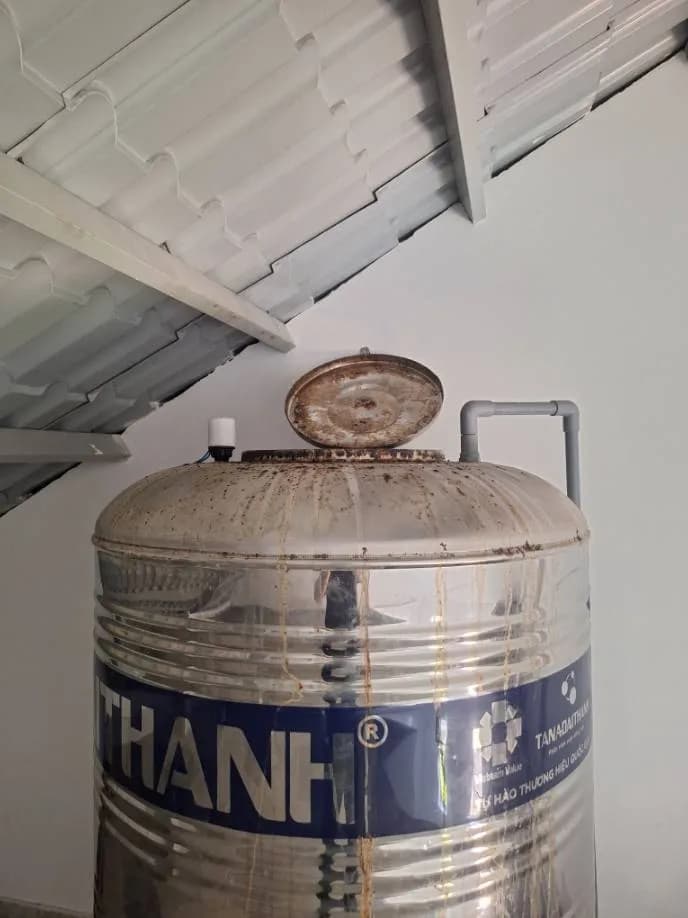 Trước khi sửa: Thay phao cơ bồn nước inox và vệ sinh tại TPHCM tại TPHCM