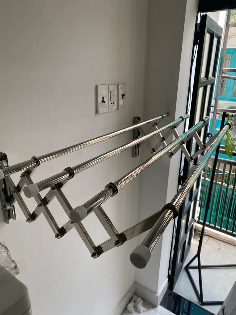 Sau khi hoàn thành sửa giàn phơi quần áo xếp gọn inox treo tường Inox Tuấn Anh tại P.BHHA, Bình Tân — thợ DƯƠNG OAI