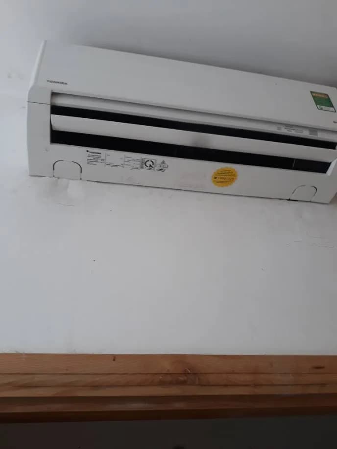 Sau khi hoàn thành sửa máy lạnh treo tường Toshiba tại P.HCM, Nhà Bè — thợ Phạm Ngọc Duy