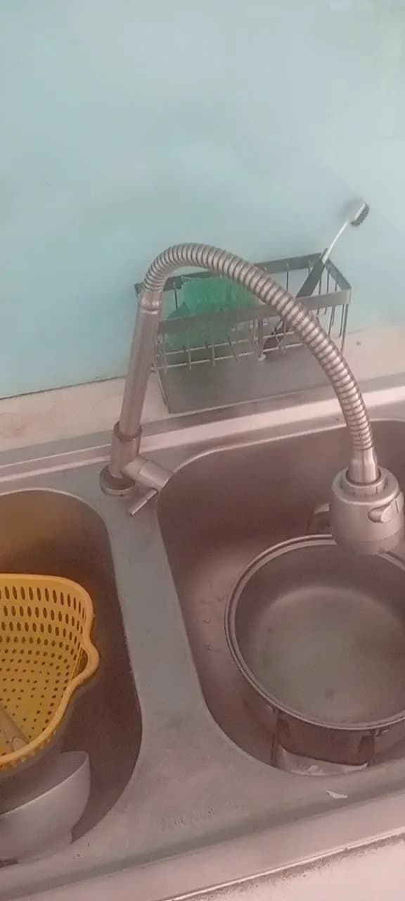 Trước khi sửa: Thay vòi rửa chén inox 304 tại Phường Phú Hữu, Thủ Đức tại Phường Phú Hữu, Thủ Đức