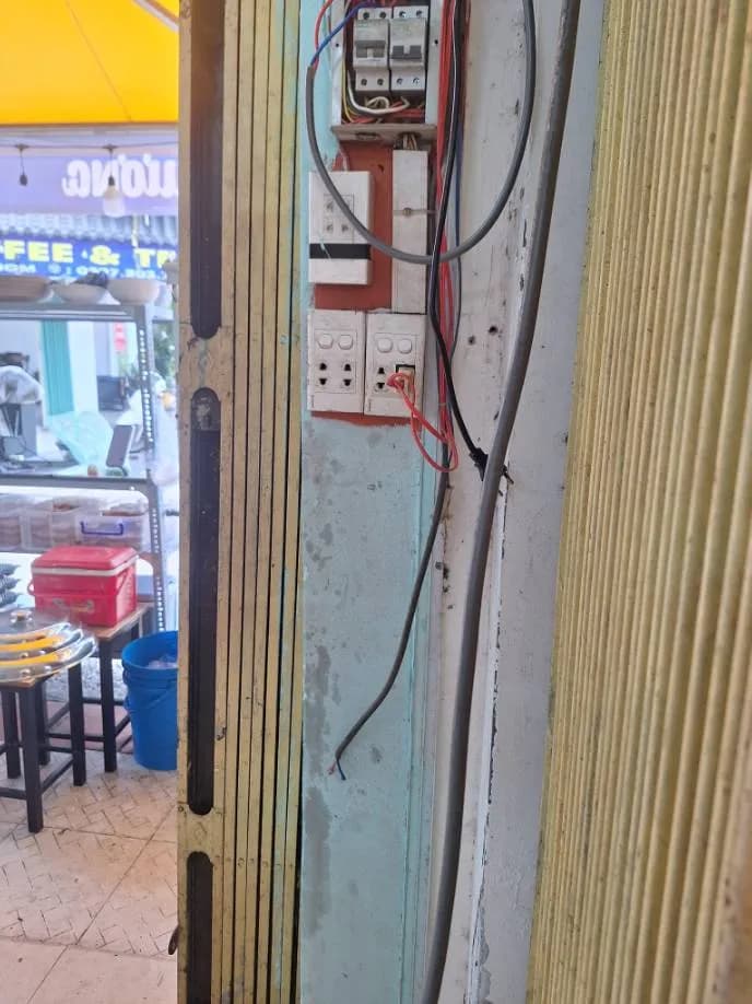 Trước sửa hệ thống điện tại TPHCM — thợ ĐÔNG TRẦN
