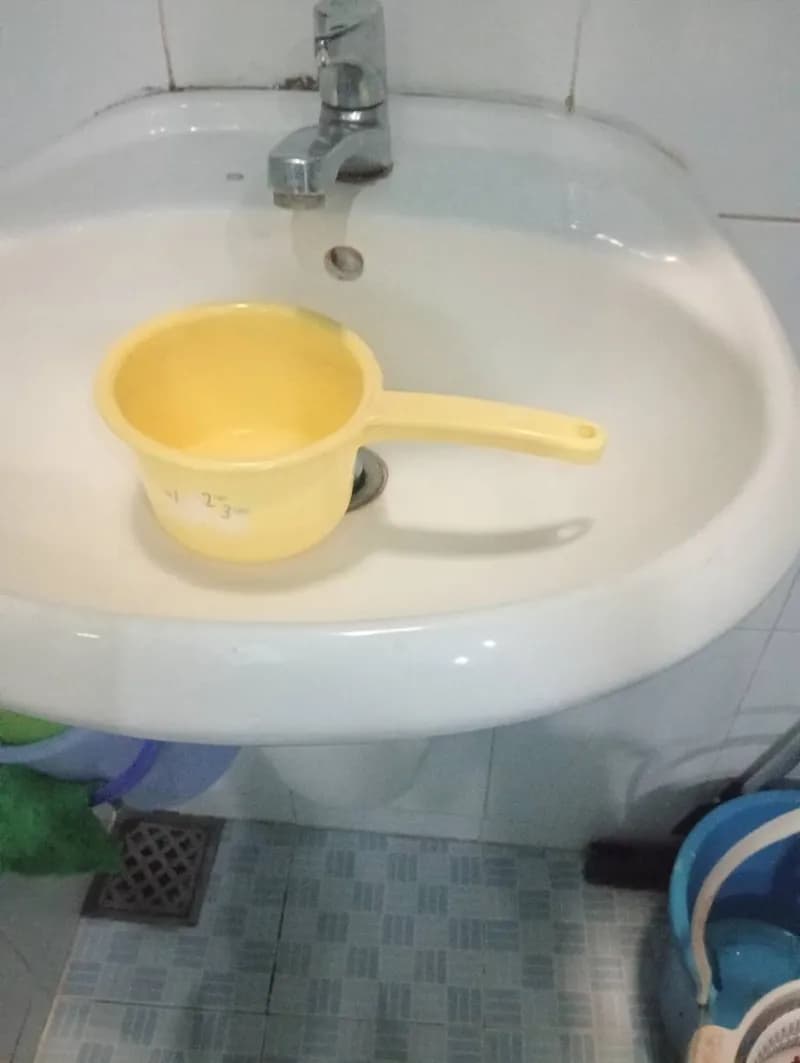 Trước sửa vòi nước tại TPHCM — thợ HẢI VÕ