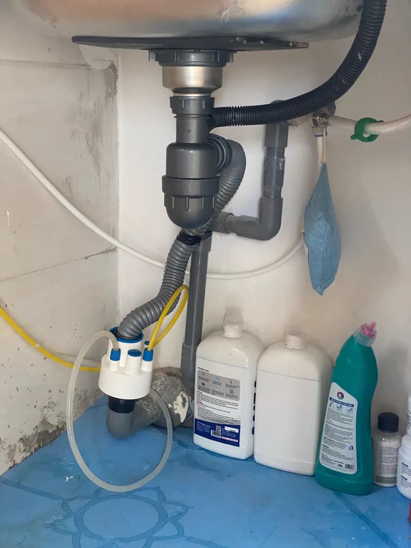 Sau khi hoàn thành sửa hệ thống ống thoát nước bồn rửa SaiZa tại TPHCM — thợ DƯƠNG OAI