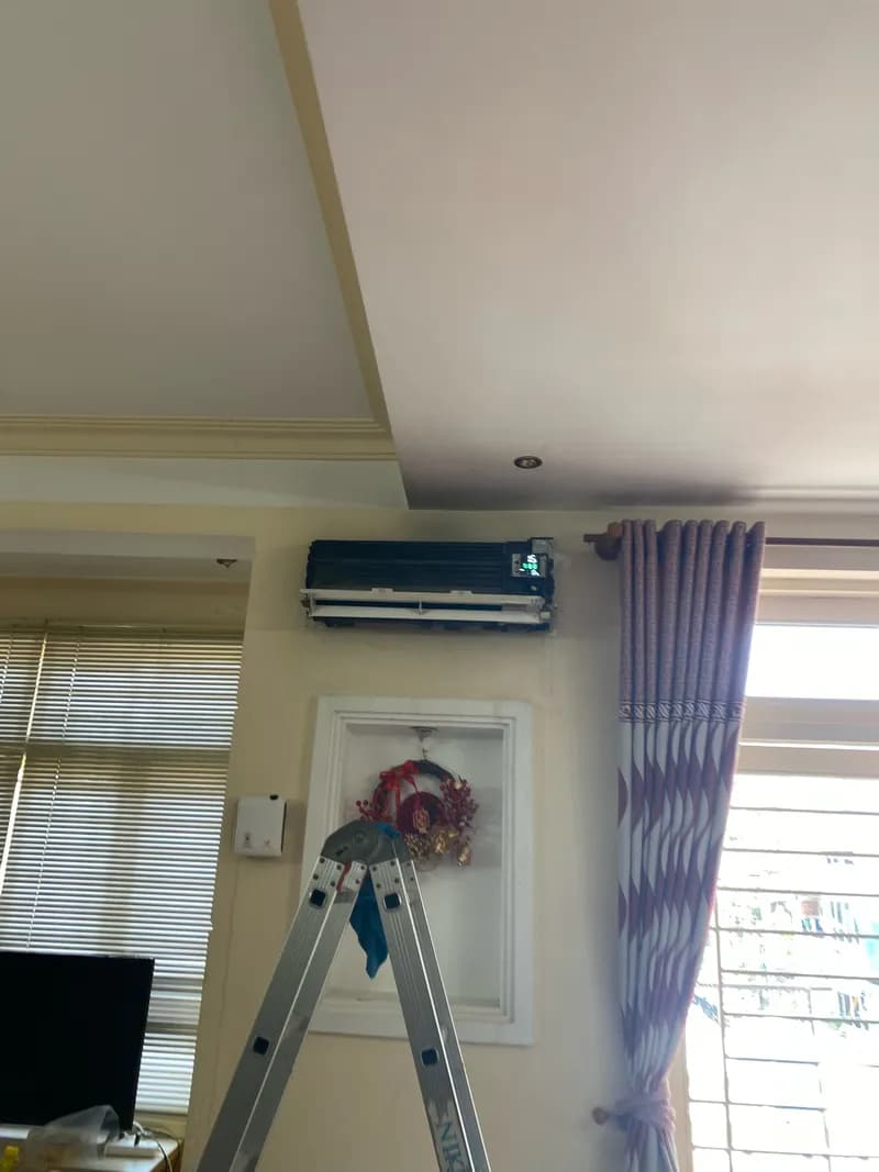 Vệ sinh máy lạnh 1.5HP chuyên sâu tại TPHCM giá rẻ tại TPHCM