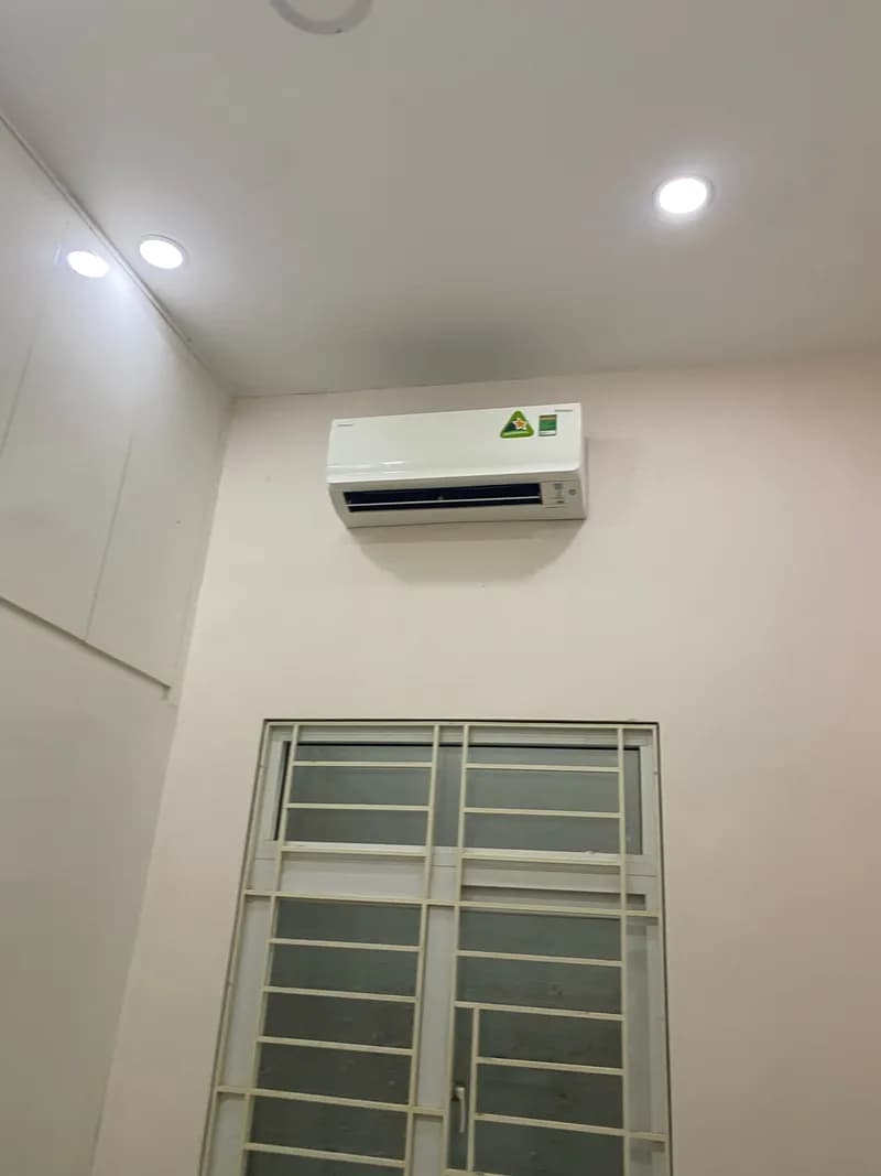 Vệ sinh và nạp gas R32 máy lạnh tại Phường 6 Quận 10 tại Phường 6, Quận 10