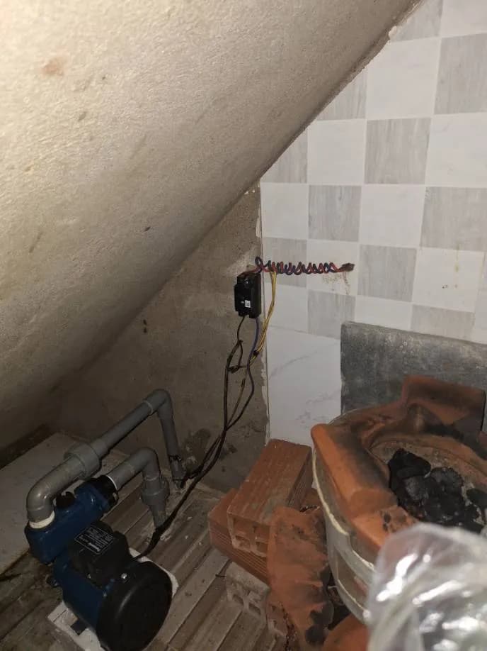 Kết quả Thay dây điện và gia cố rò rỉ máy bơm tăng áp TPHCM tại TPHCM — thợ Trần Quốc Đông