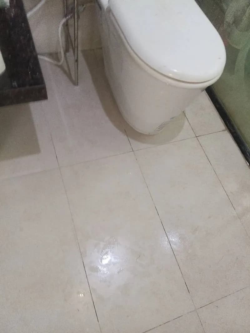 Thay gioăng cao su chống hôi và rò rỉ bồn cầu tại TPHCM tại TPHCM