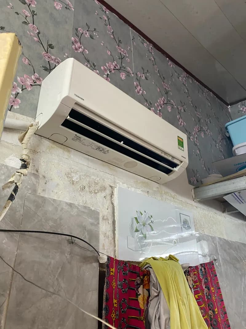 Vệ sinh và nạp gas máy lạnh Toshiba Inverter tại TPHCM tại TPHCM