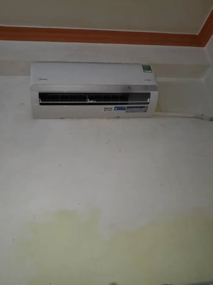Sau khi hoàn thành sửa máy lạnh treo tường Midea tại TPHCM — thợ Lê Hữu Lộc (5 sao)