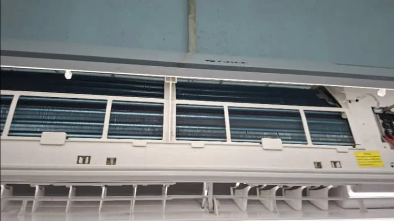 Sau khi hoàn thành sửa máy lạnh treo tường GREE tại TPHCM — thợ Lê Hữu Lộc