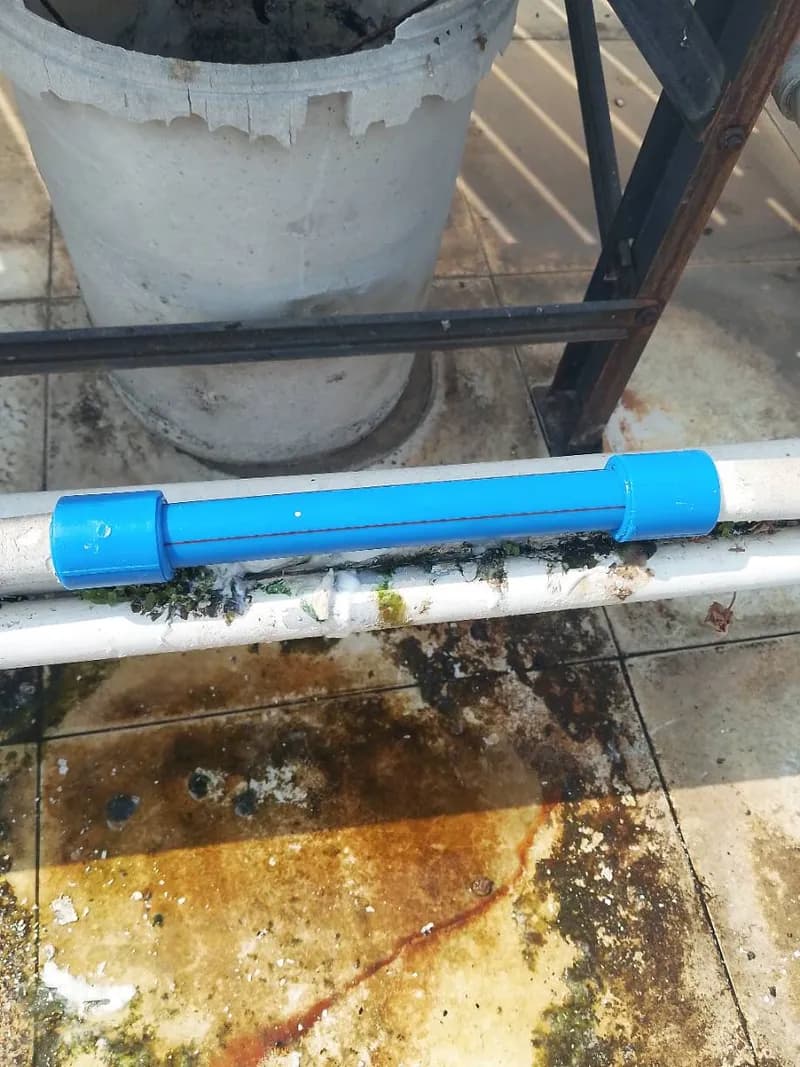 Thay thế đường ống nước sân thượng bị nứt tại TPHCM tại TPHCM