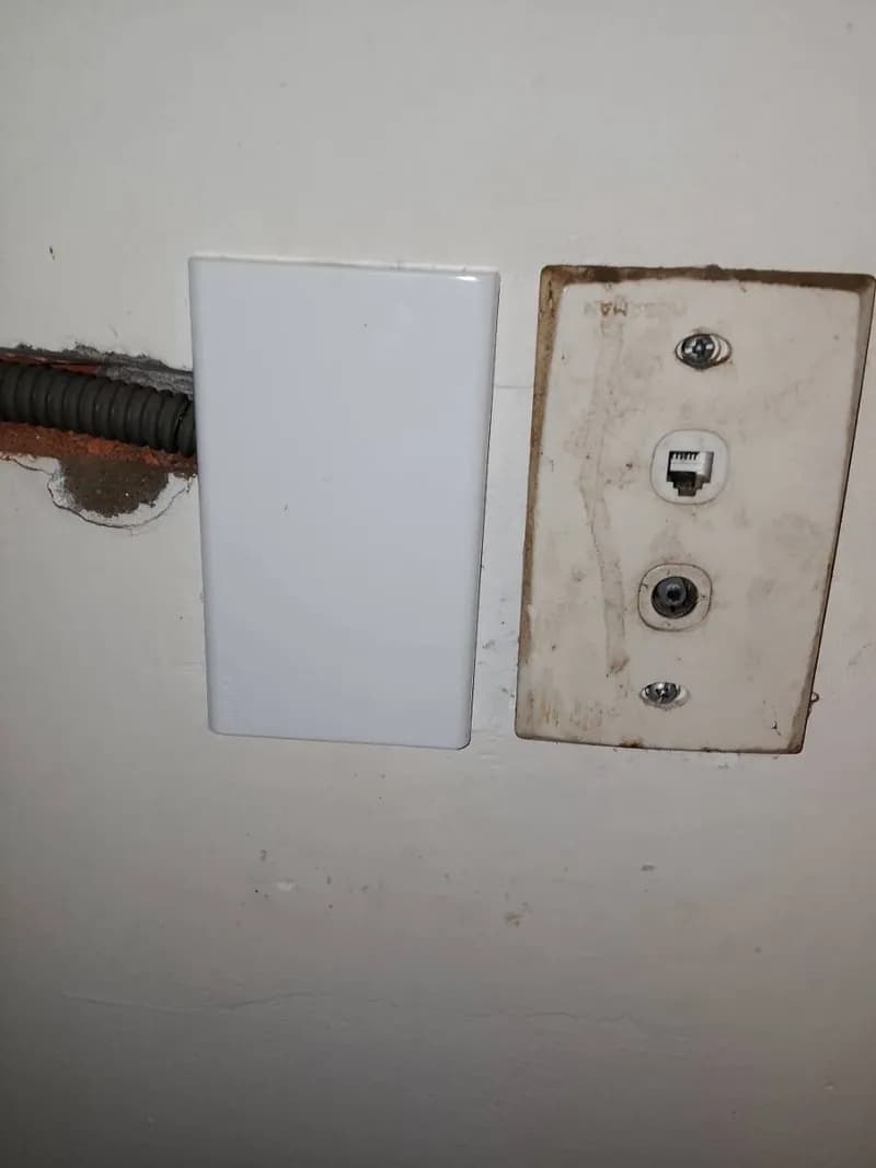 Đấu nối lại dây điện hộp kỹ thuật âm tường tại TPHCM tại TPHCM
