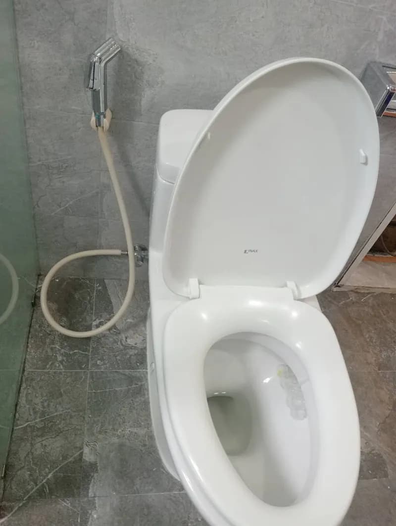Thay keo silicon chống thấm chân bồn cầu tại Nhà Bè tại Nhà Bè